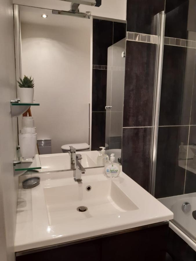 F2 Avec Terrasse Sud, Parking, Wifi Courseulles Daire Dış mekan fotoğraf