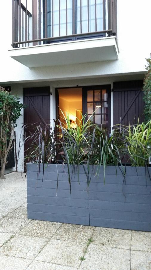 F2 Avec Terrasse Sud, Parking, Wifi Courseulles Daire Dış mekan fotoğraf
