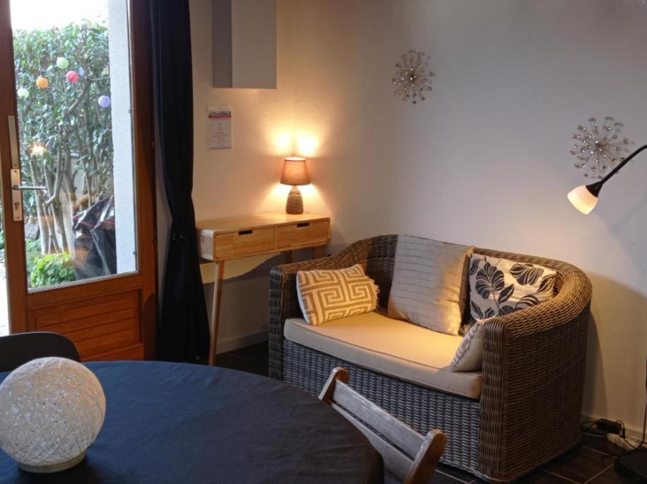 F2 Avec Terrasse Sud, Parking, Wifi Courseulles Daire Dış mekan fotoğraf