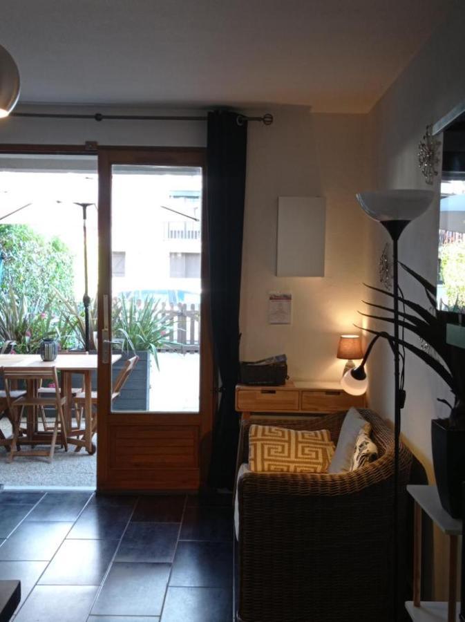 F2 Avec Terrasse Sud, Parking, Wifi Courseulles Daire Dış mekan fotoğraf